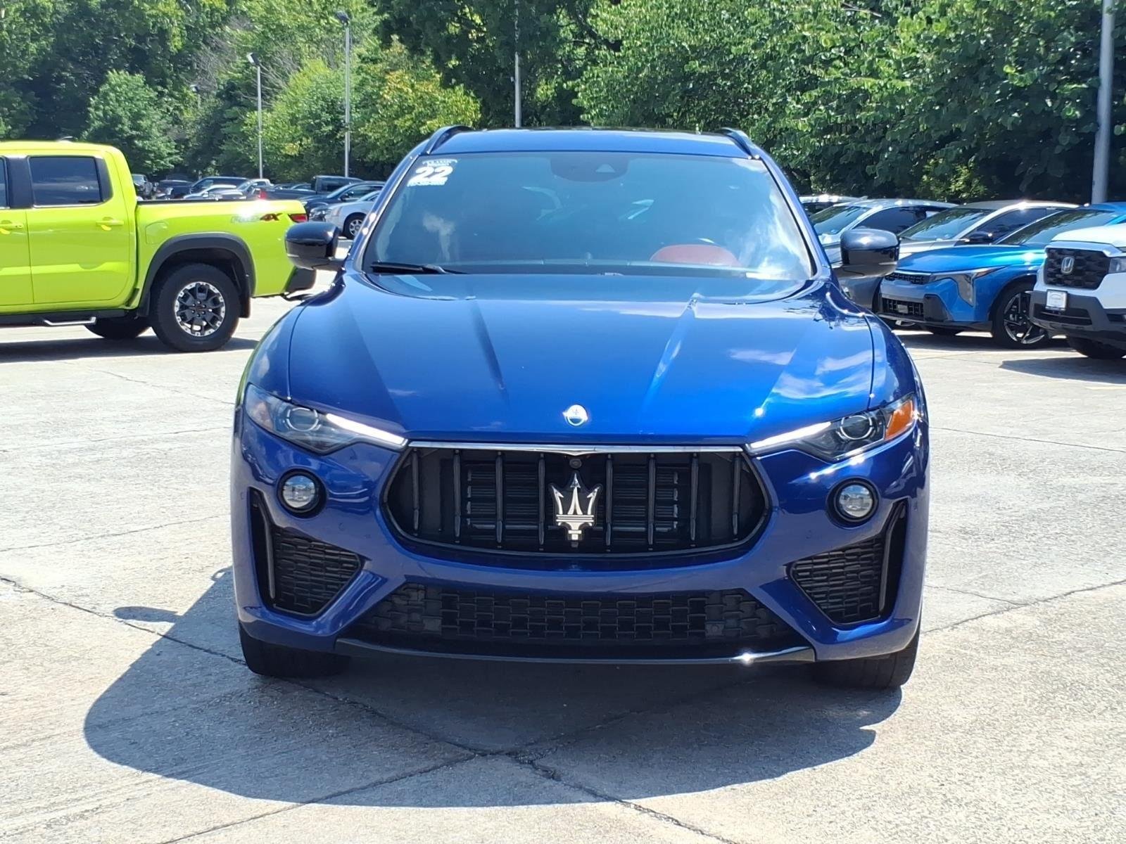 Used 2022 Blu Emozione Metallic Maserati Modena image 2