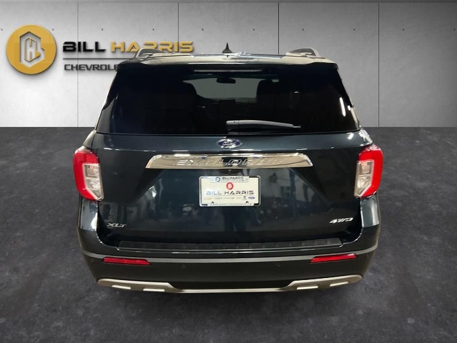 Used 2024 Blue Ford XLT image 10