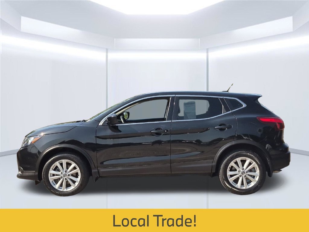 Used 2019 Black Nissan S image 2