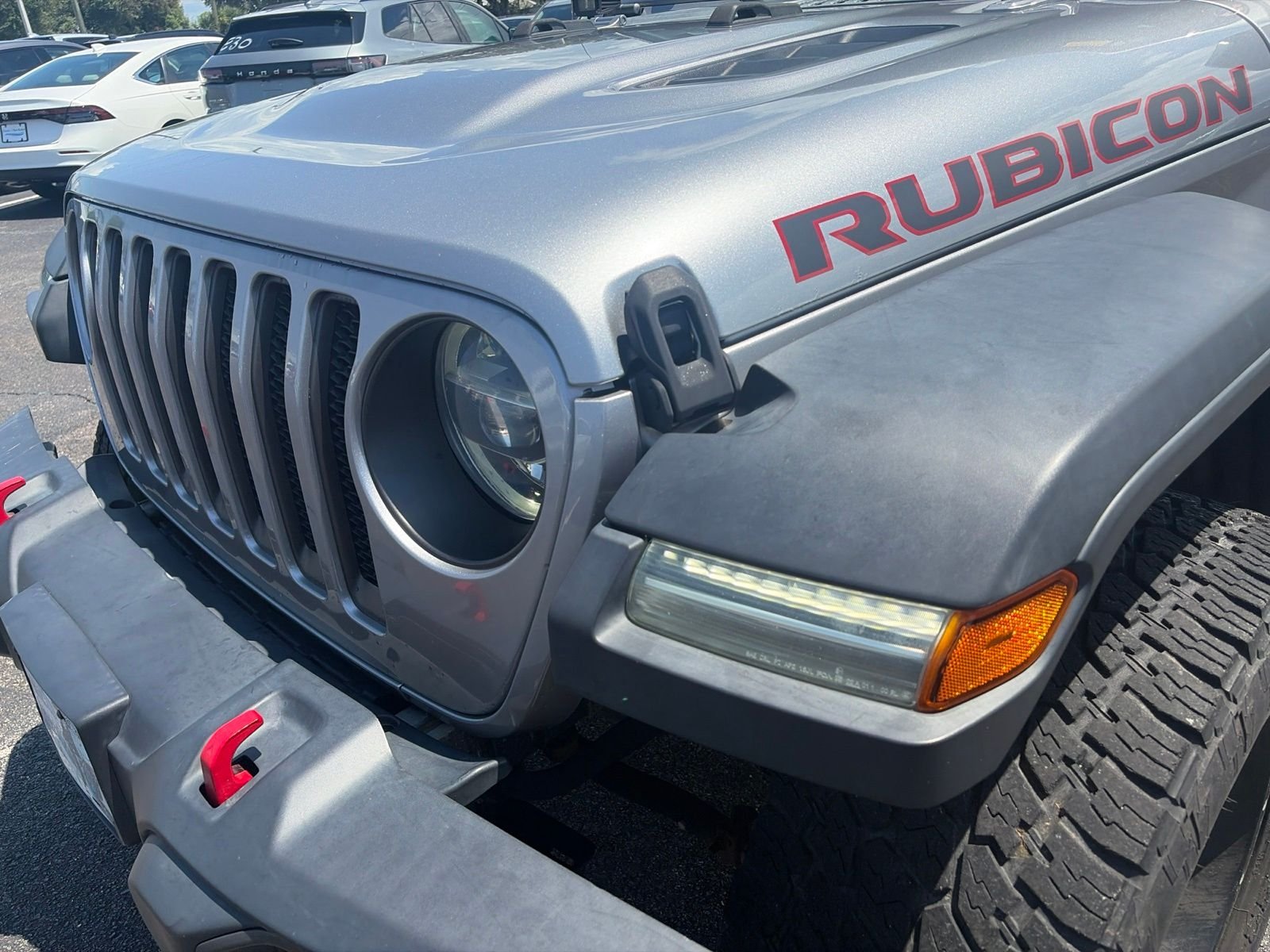Used 2018 Silver Jeep Unlimited Rubicon image 18