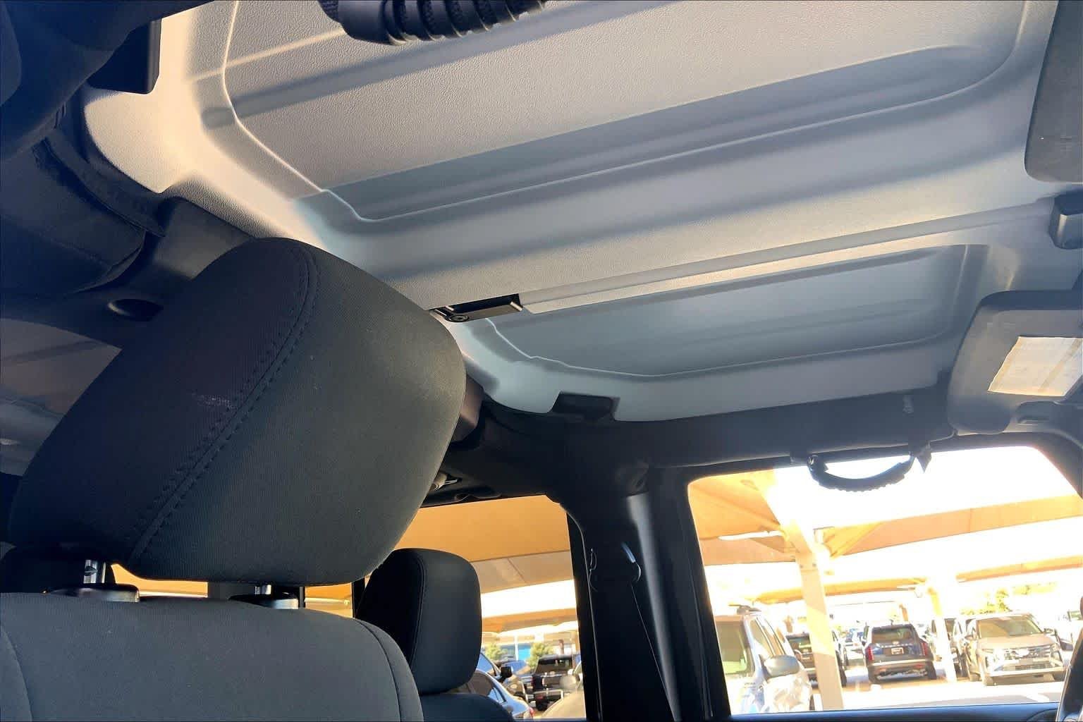 Used 2012 Black Jeep Sahara image 13