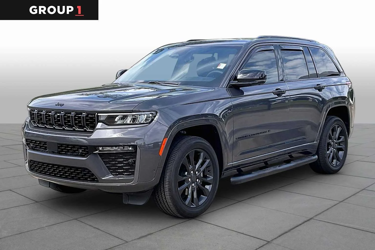 2026 Jeep Grand Cherokee Limited Reserve 4x4's photo