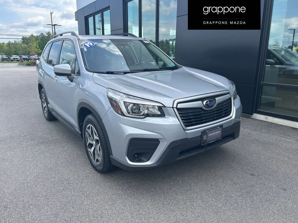 2019 Subaru Forester Premium's photo