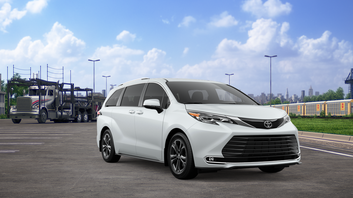 New 2026 Wind Chill Pearl Toyota Platinum image 15