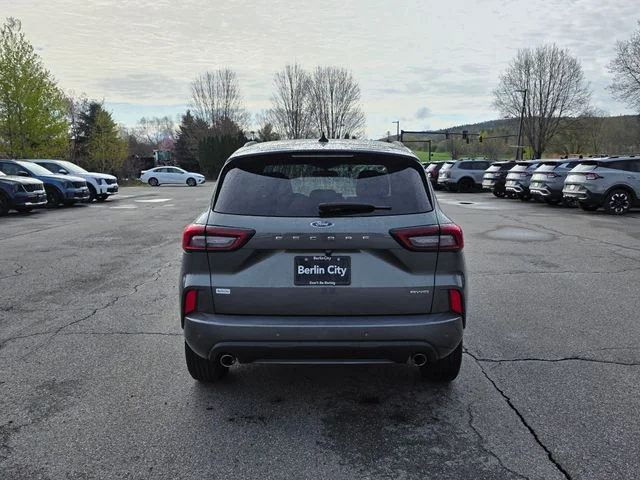 Used 2023 Gray Metallic Ford ST-Line Select image 7