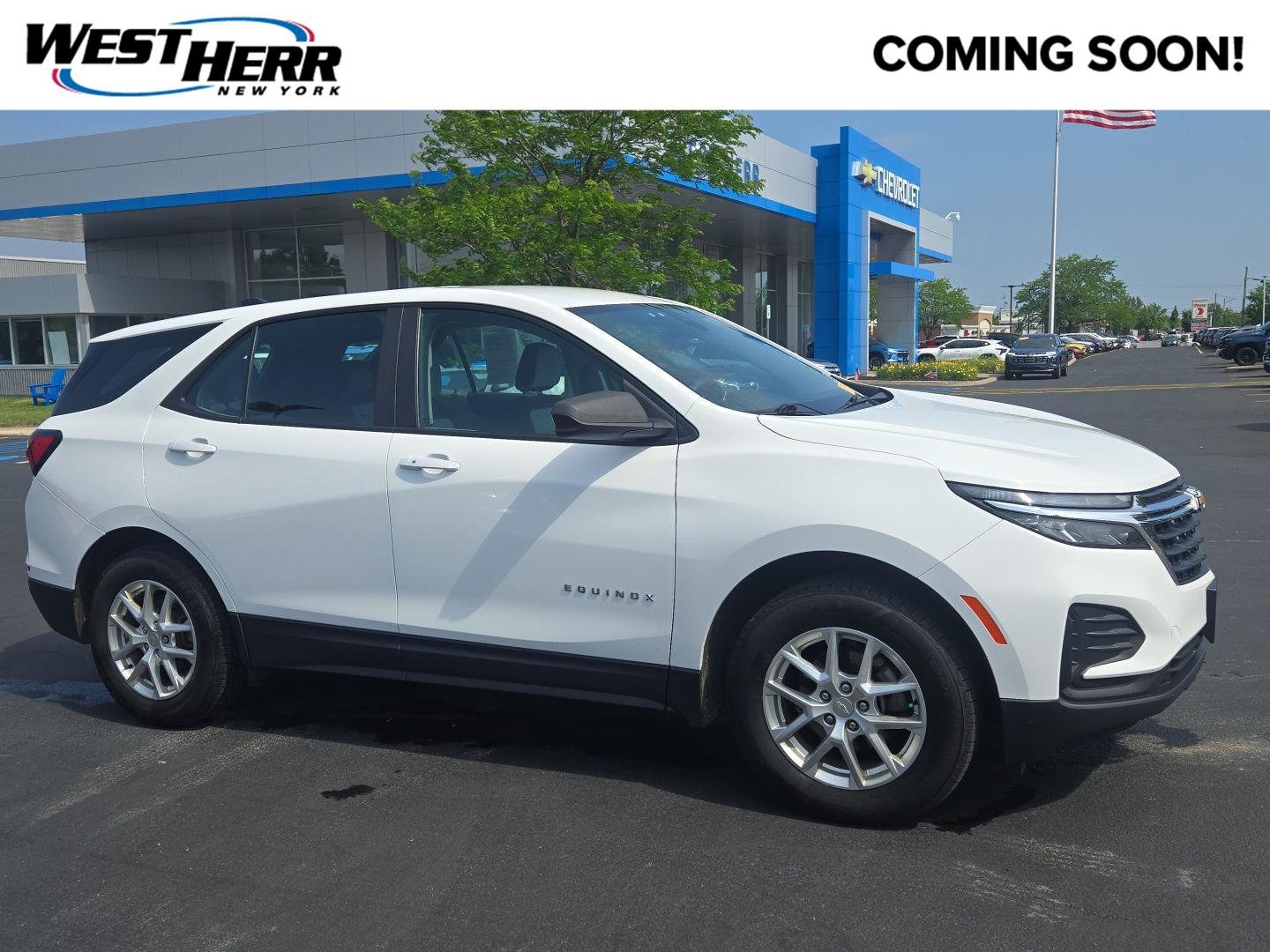 Used 2022 Summit White Chevrolet LS image 1