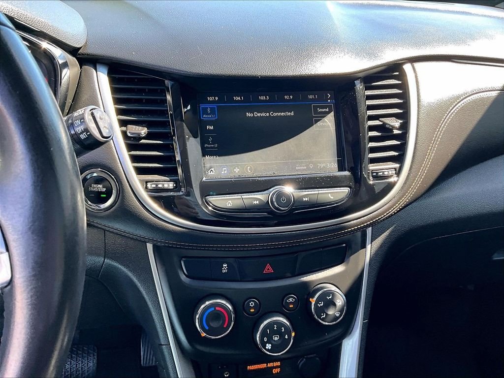 Used 2018 White Chevrolet LT image 25
