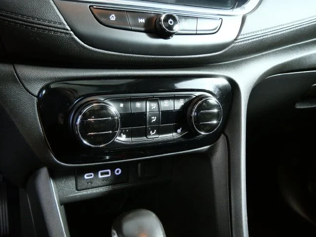 Certified Used 2022 White Buick Essence image 21