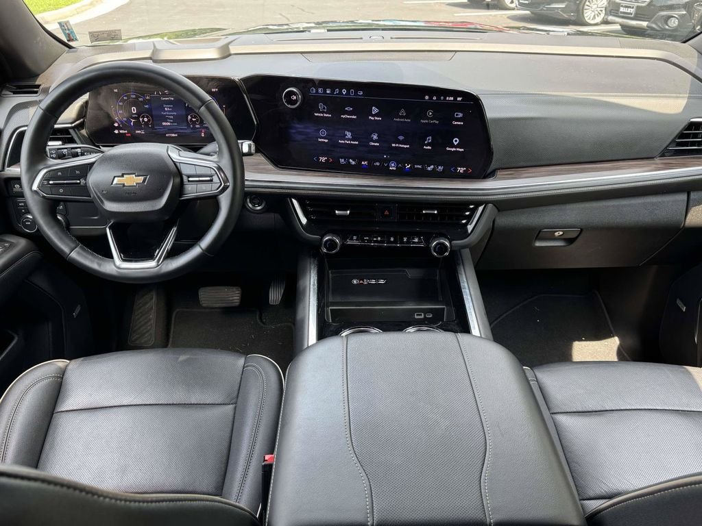 Used 2025 Black Chevrolet Premier image 3