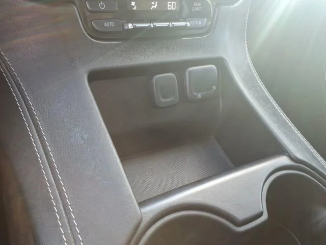 Used 2020 SHADOW GRAY METALLIC Chevrolet LS image 21