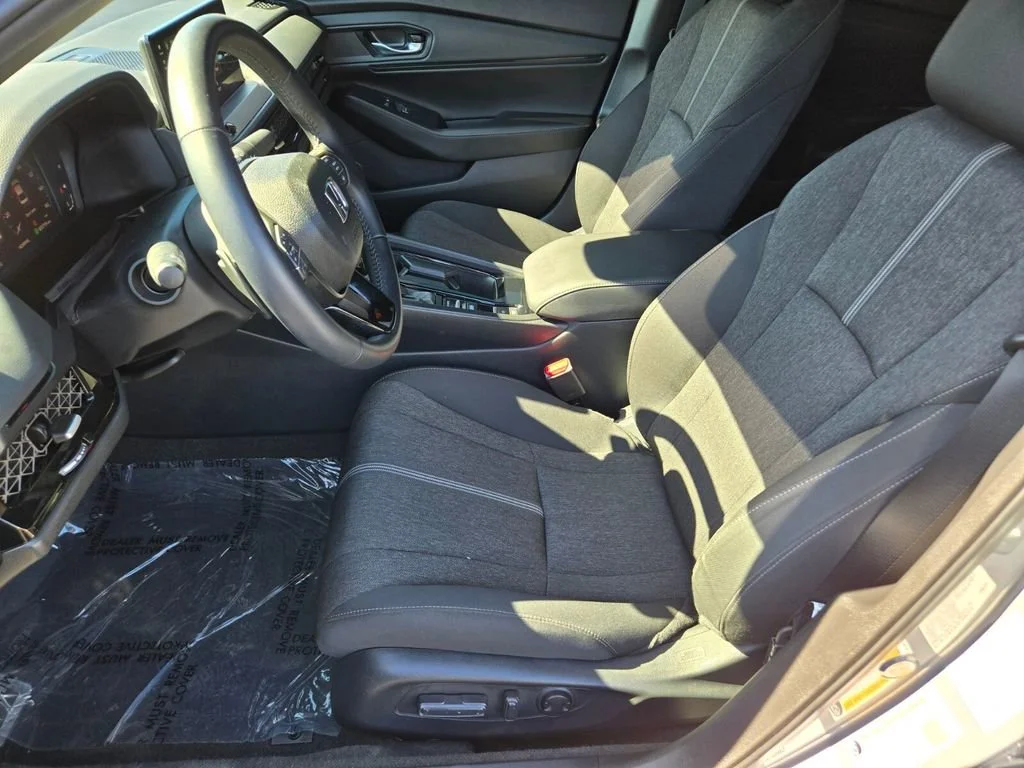 Used 2025 Gray Honda Sport image 10