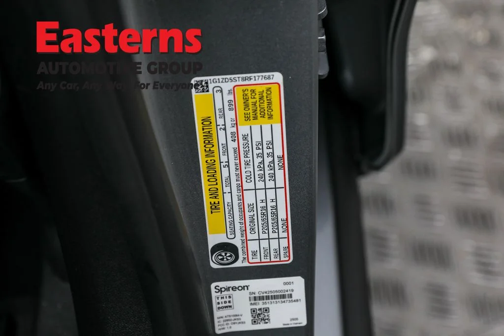Used 2024 Gray Chevrolet LT image 32