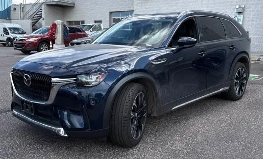 2024 Mazda CX-90 PHEV Premium Package's photo