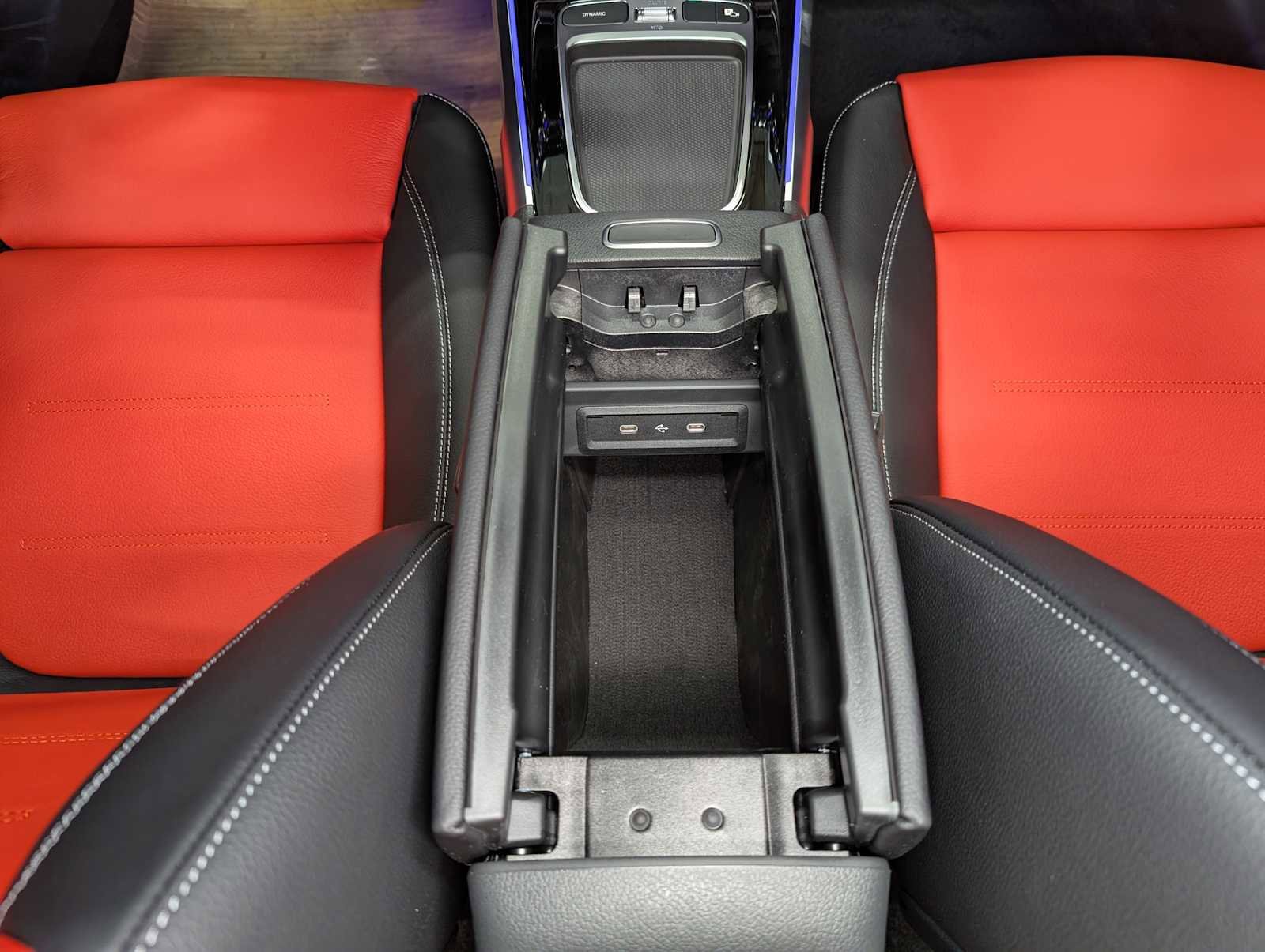 2026 Mercedes-Benz GLB AMG GLB 35 - Photo 20