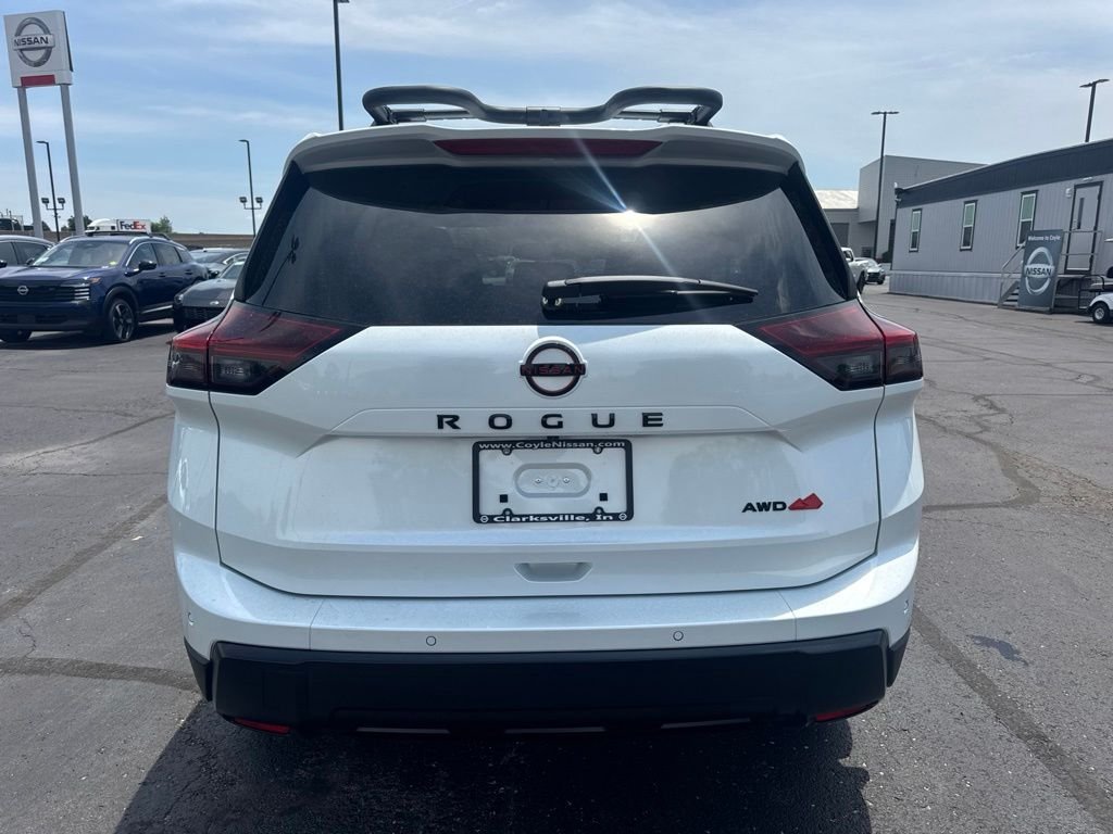New 2026 Everest White Pearl TriCoat Nissan Rock Creek® image 4