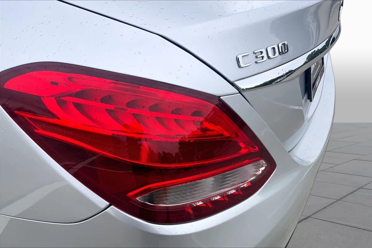Used 2018 Iridium Silver Metallic Mercedes-Benz C 300 image 28