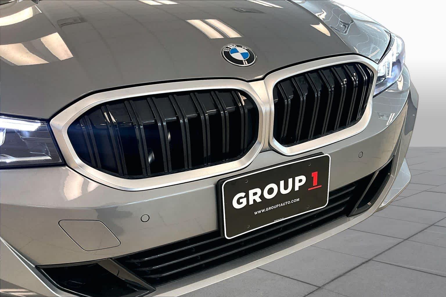 Used 2024 Skyscraper Grey Metallic BMW 330i image 27