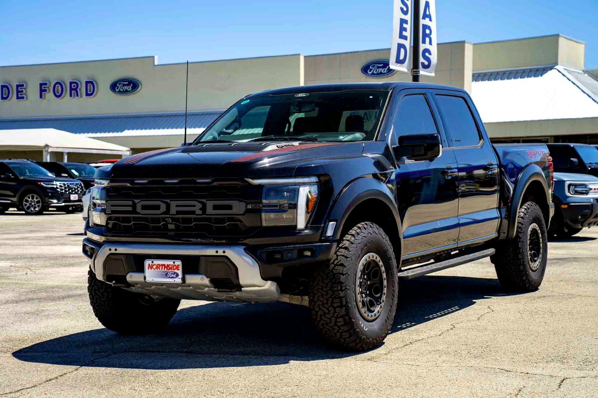 New 2025 Agate Black Metallic Ford Raptor image 7