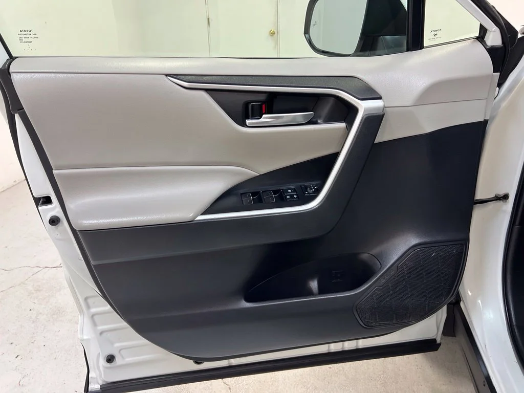 Certified Used 2022 White Toyota XLE image 14