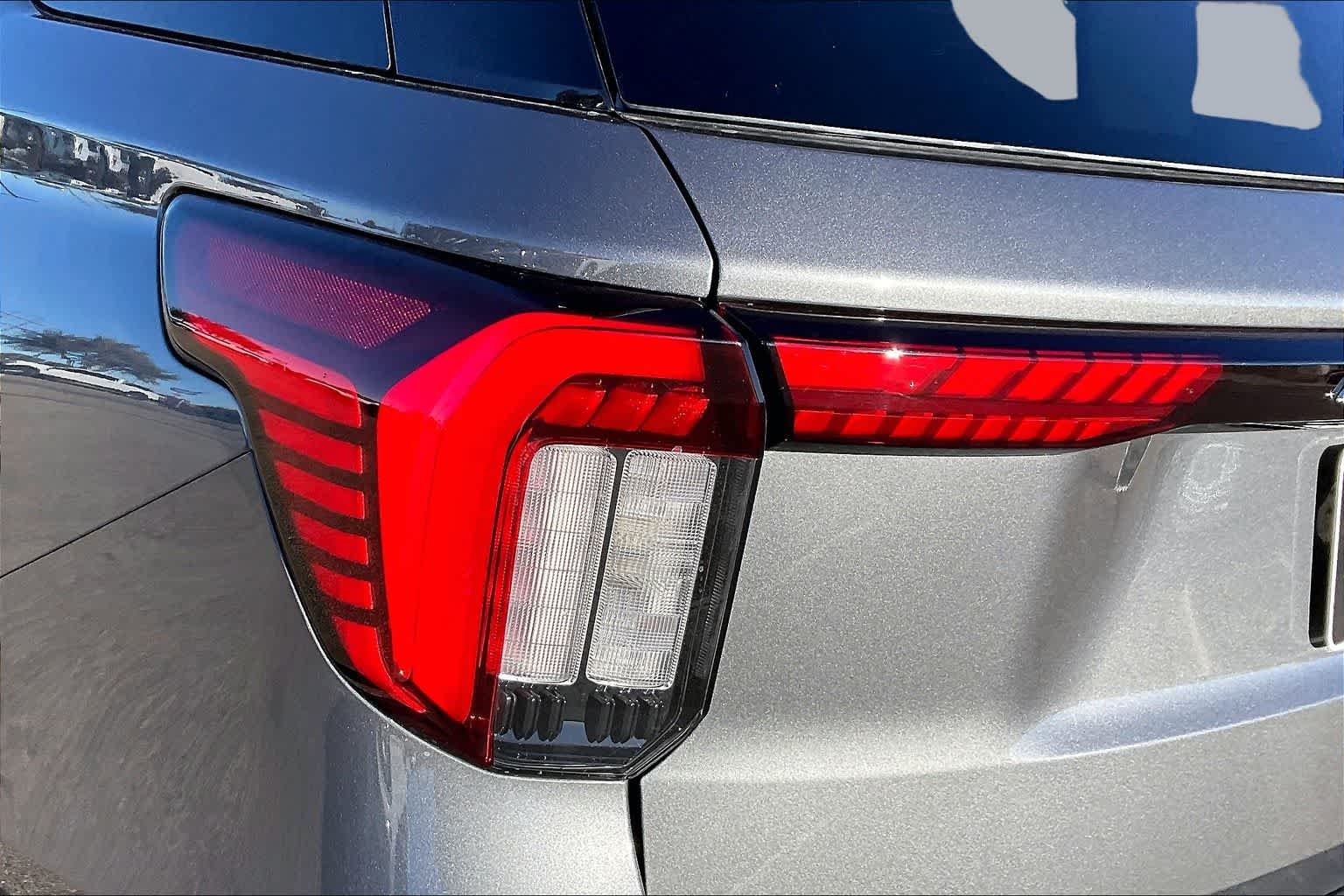 2026 Ford Explorer Active - Photo 14