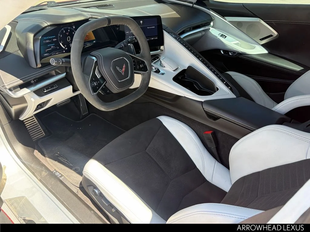 Used 2023 Silver Chevrolet Stingray image 9