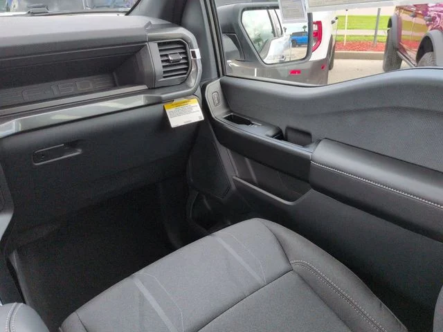 New 2026 Oxford White Ford STX® image 17