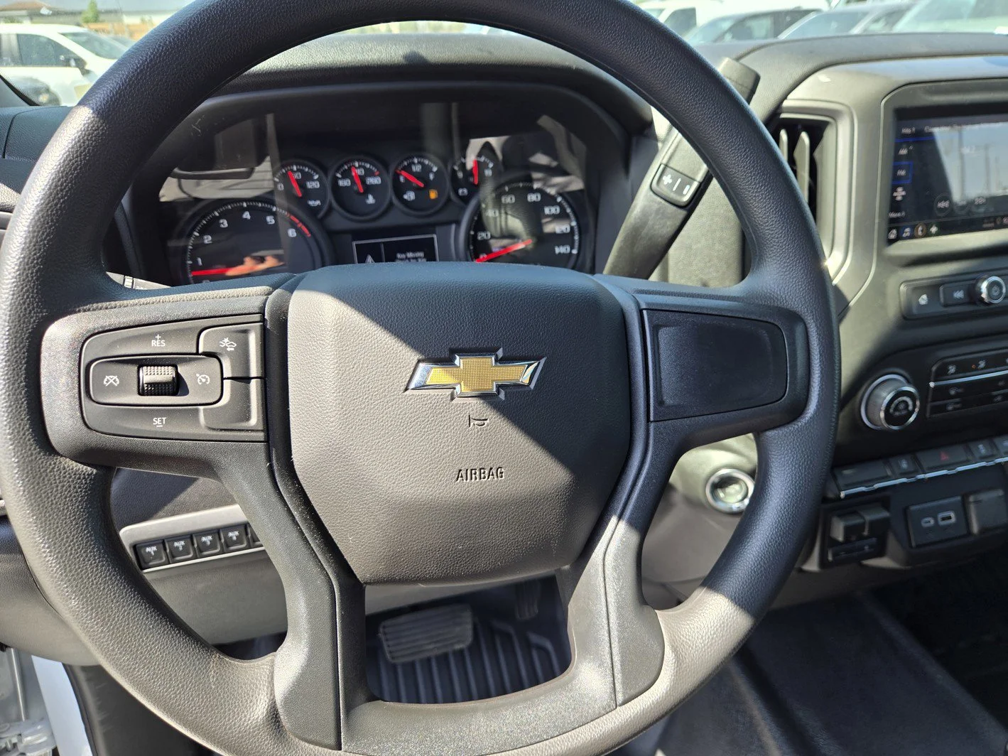 New 2026 Summit White Chevrolet Work Truck image 21