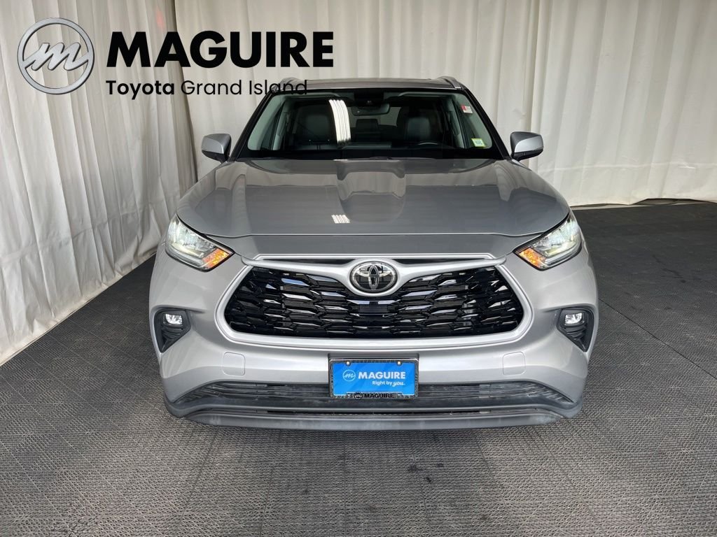 Used 2024 Gray Toyota XLE image 34