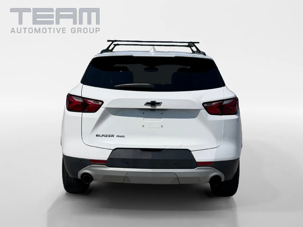 Used 2019 SUMMIT WHITE Chevrolet  image 6