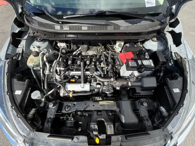 Used 2024 Gray Nissan SV image 14