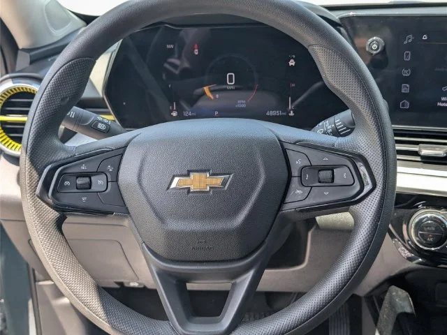 Used 2025 Gray Chevrolet LT image 16