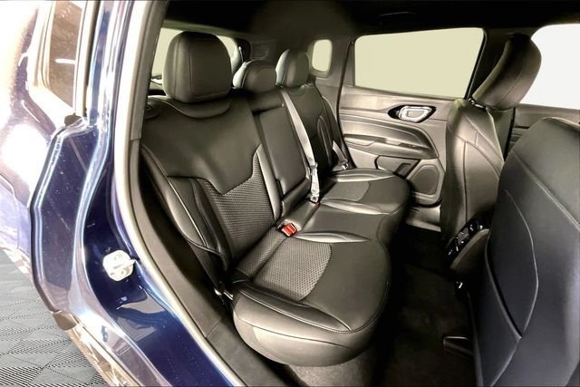New 2026 Fathom Blue Pearl Coat Jeep Latitude image 10