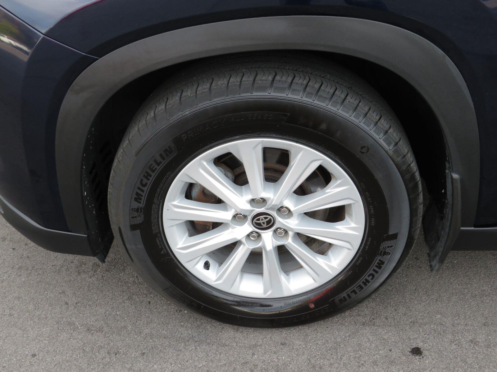 Used 2024 Blueprint Toyota XLE image 19
