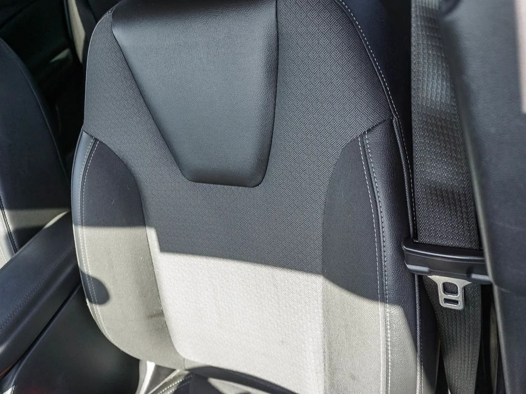 Used 2023 White Buick Select image 20