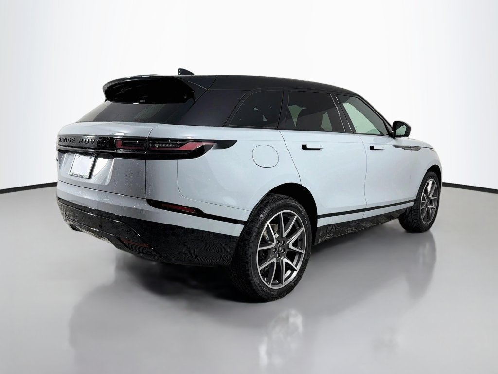 New 2026 Arroios Grey Land Rover Belgravia Edition image 5