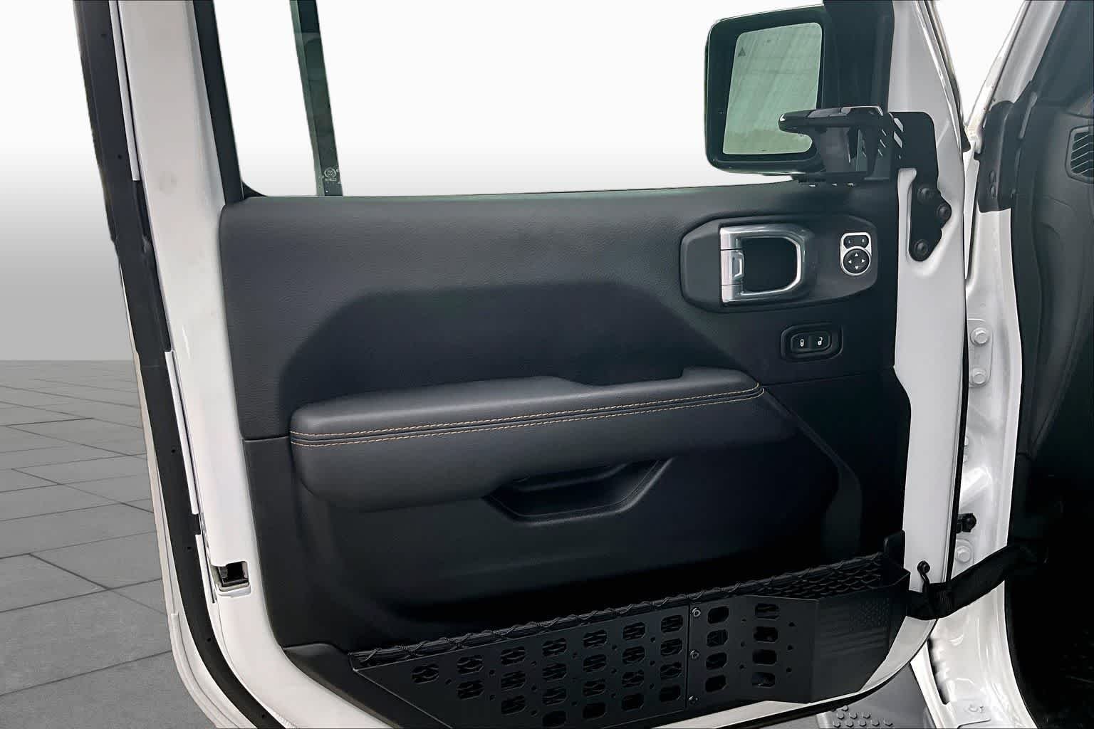 Used 2021 Bright White Clearcoat Jeep Unlimited Sahara High Altitude image 21