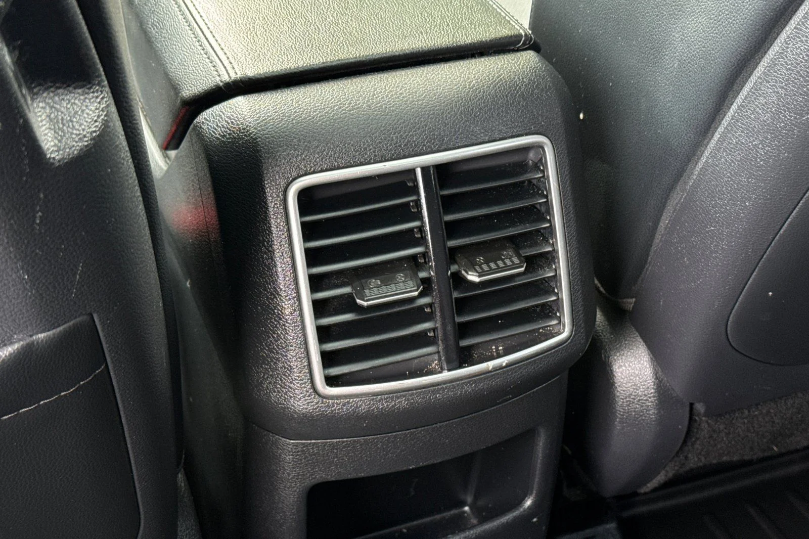 Certified Used 2023 Fusion Orange Kia X-Line Prestige image 34