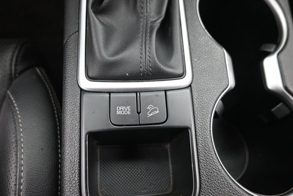 Used 2021 Silver Kia S image 21