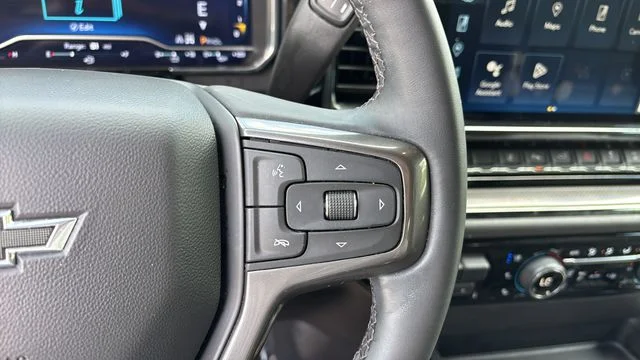 Used 2024 Gray Chevrolet ZR2 image 24