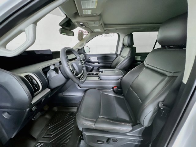 2025 Ford Expedition Active - Photo 10