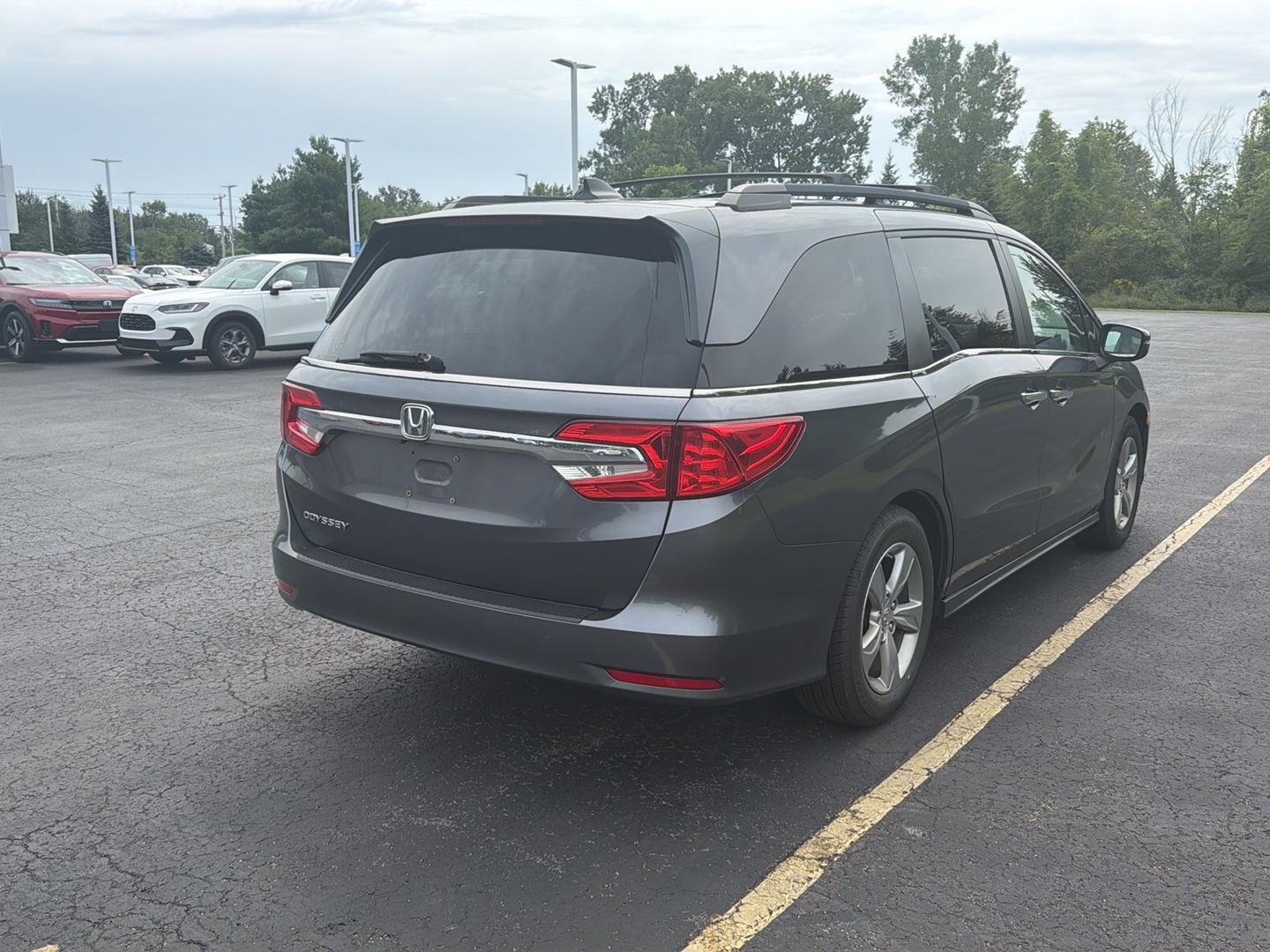 Used 2018 Modern Steel Metallic Honda EX-L image 5