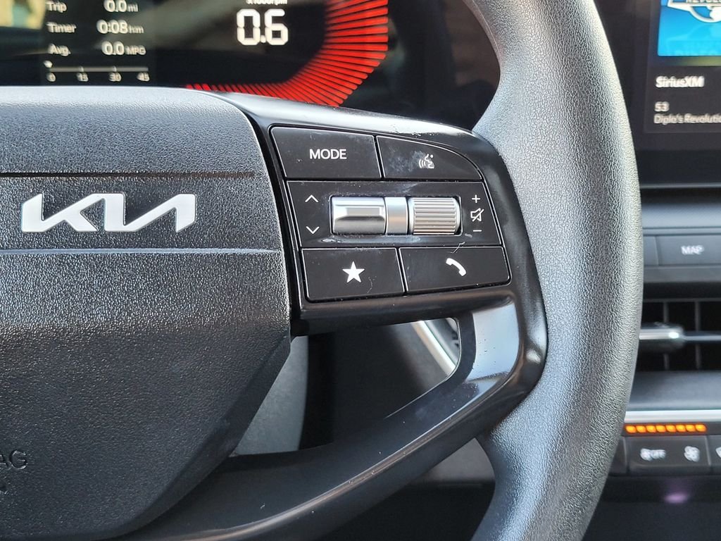 Used 2025 Gray Kia LXS image 26