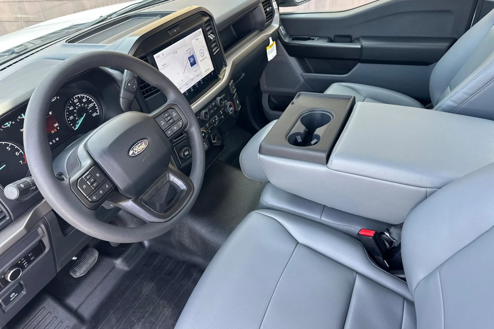 New 2026 Oxford White Ford XL image 9