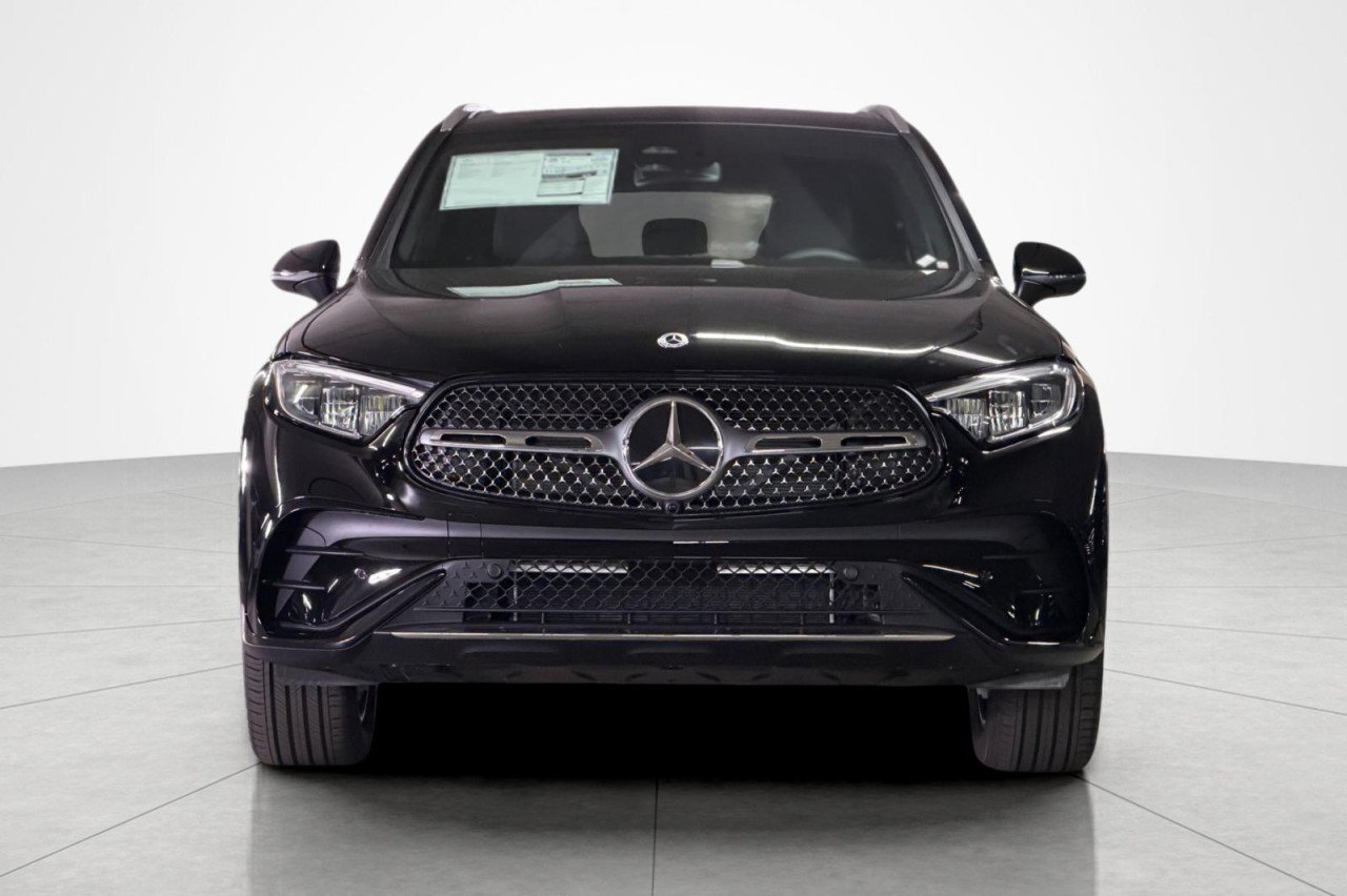 New 2026 Black Mercedes-Benz GLC 300 4MATIC® SUV image 8
