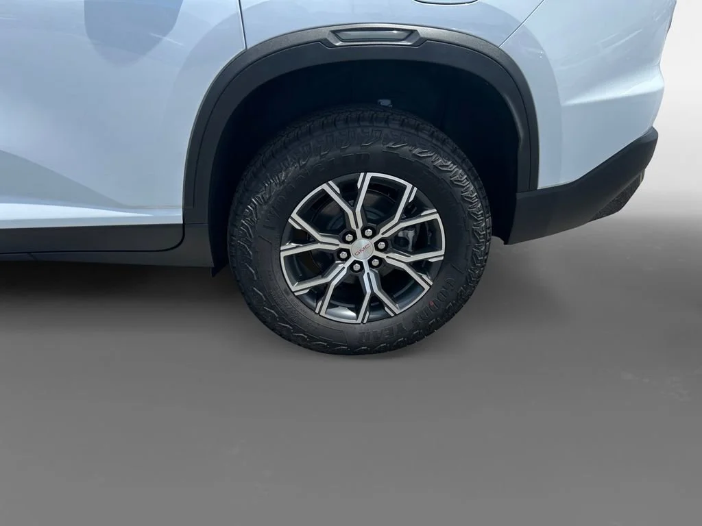 New 2026 Glacier White Tricoat GMC AT4 image 8