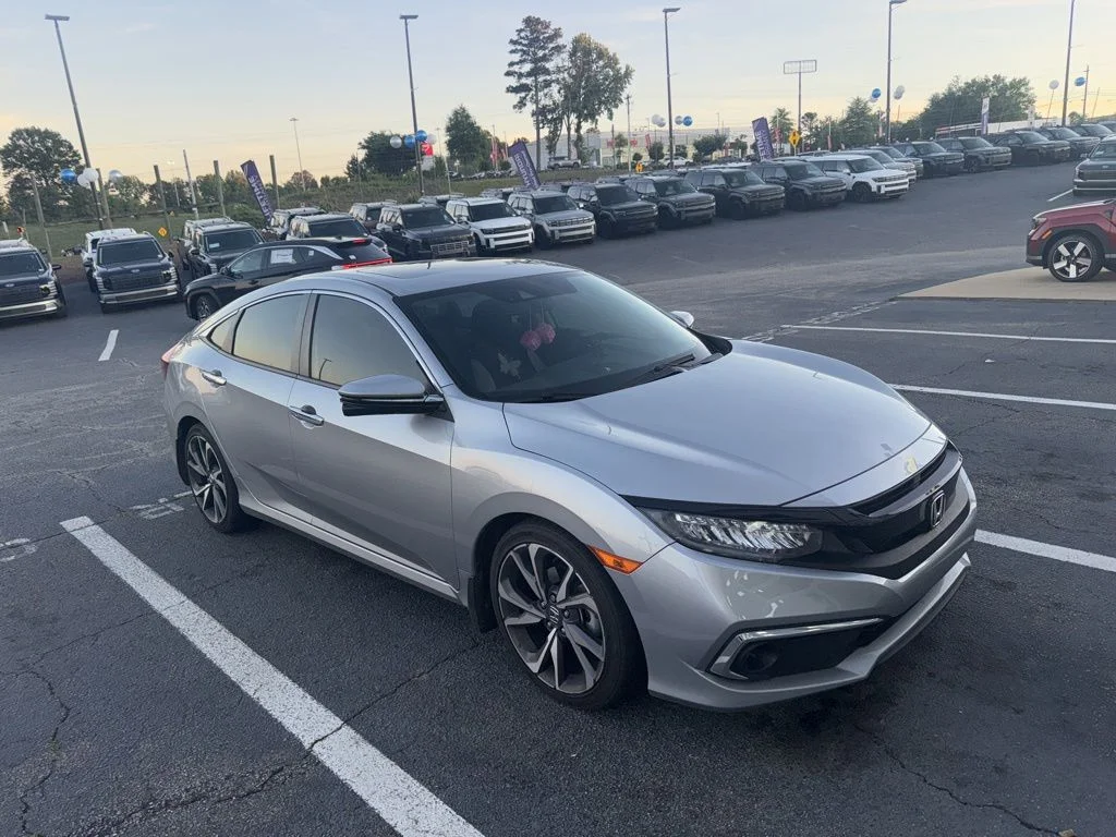 Used 2020 Silver Honda Touring image 3