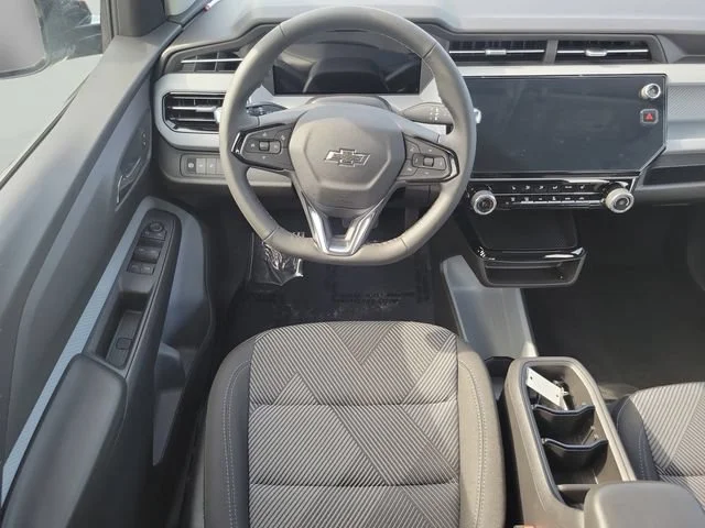 New 2027 Mosaic Black Metallic Chevrolet LT image 10