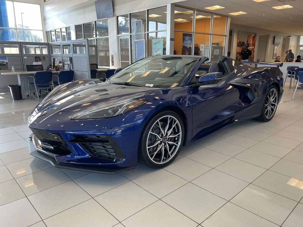 New 2027 Admiral Blue Metallic Chevrolet 2LT image 3