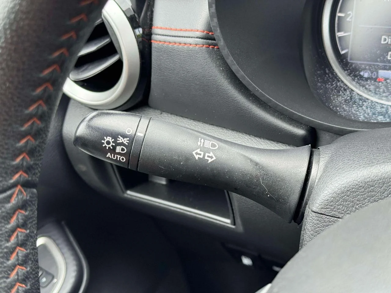 Used 2023 Gun Metallic Nissan 1.6 SR Xtronic CVT image 23