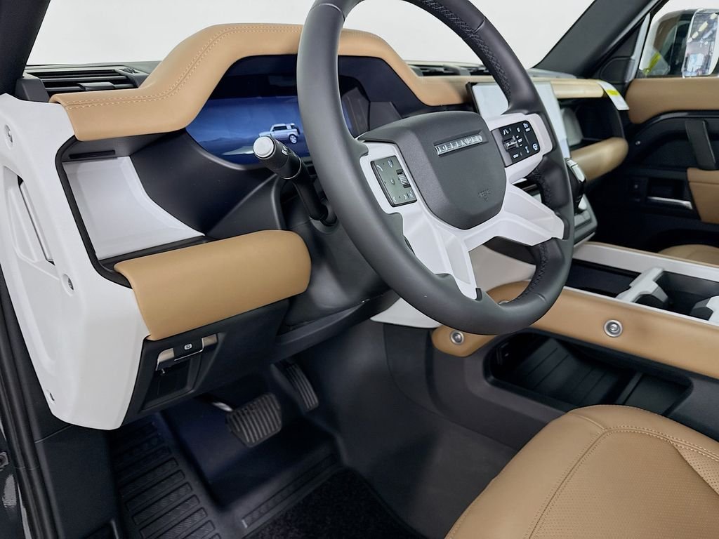 New 2026 Carpathian Grey Land Rover X-Dynamic SE image 4